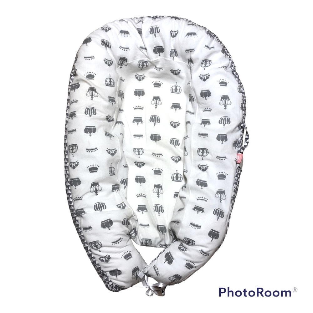 Baby Nest Baby Lounger for Newborns 0-24M Breathable Sleeping Pillow Portable